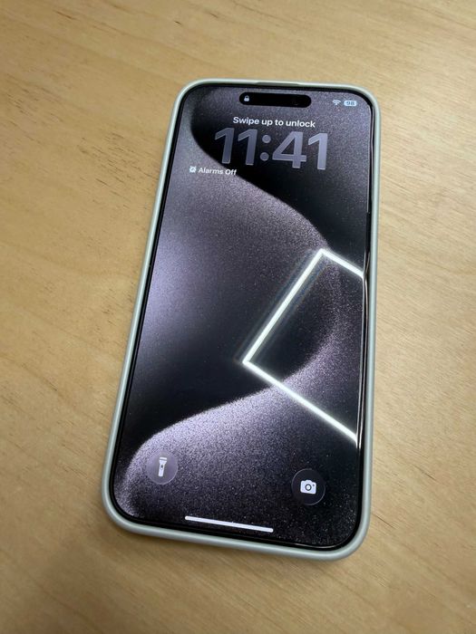 iPhone 15 Pro Max – Natural Titanium 256 GB – Отлично състояние