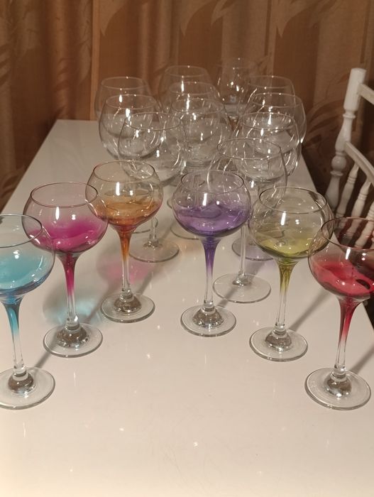 Бокалы стеклянные