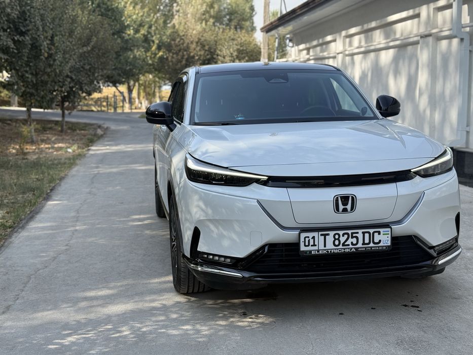 Продаю Honda e:NS1 октябрь 2022 г. В отличном состоянии