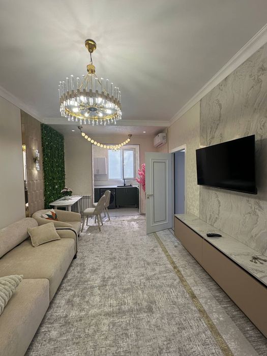 Продаётся квартира Чиланзар квартал 18. 2х комнатная