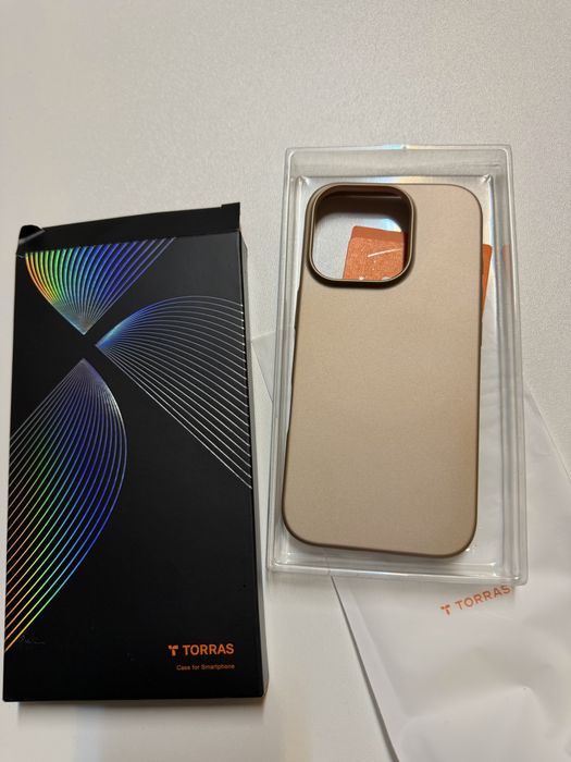 Husa Iphone 16 pro Torras Ultraslim