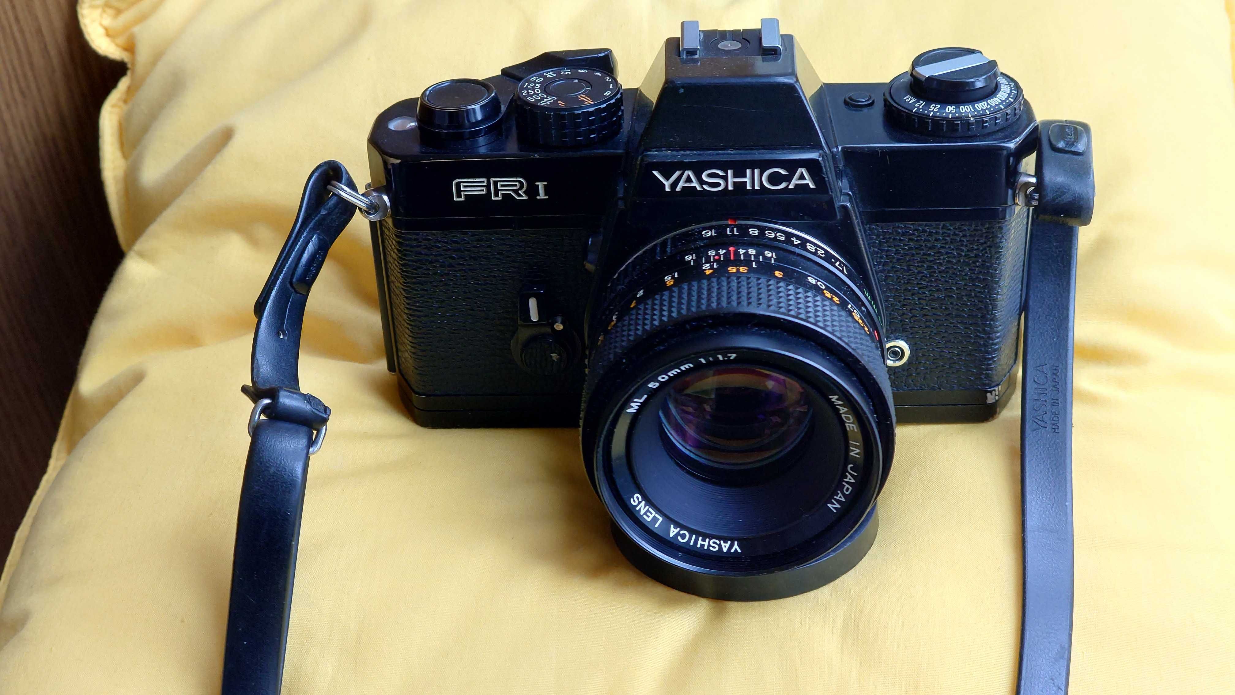 Camera Foto YASHICA FRI, Obiectiv Yashica ML 50 mm 1:1.7 -  Impecabilă
