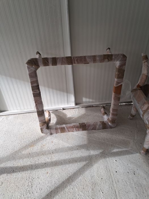 3 броя дървенк маси