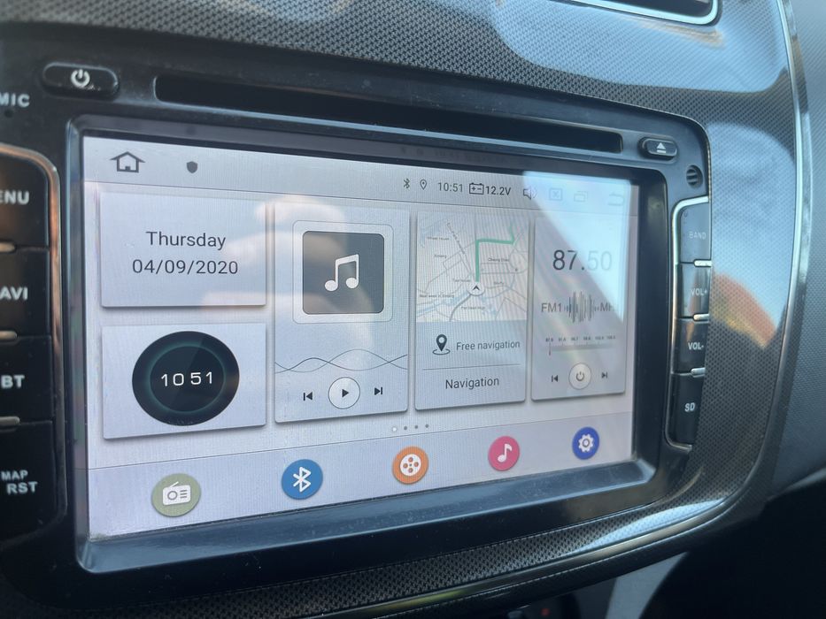 Navigatie Logan 2 2013-2019