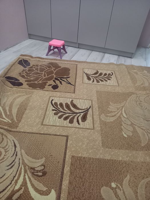 продам ковер 2×3