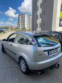 Ford Focus 1.6 (BENZINA)