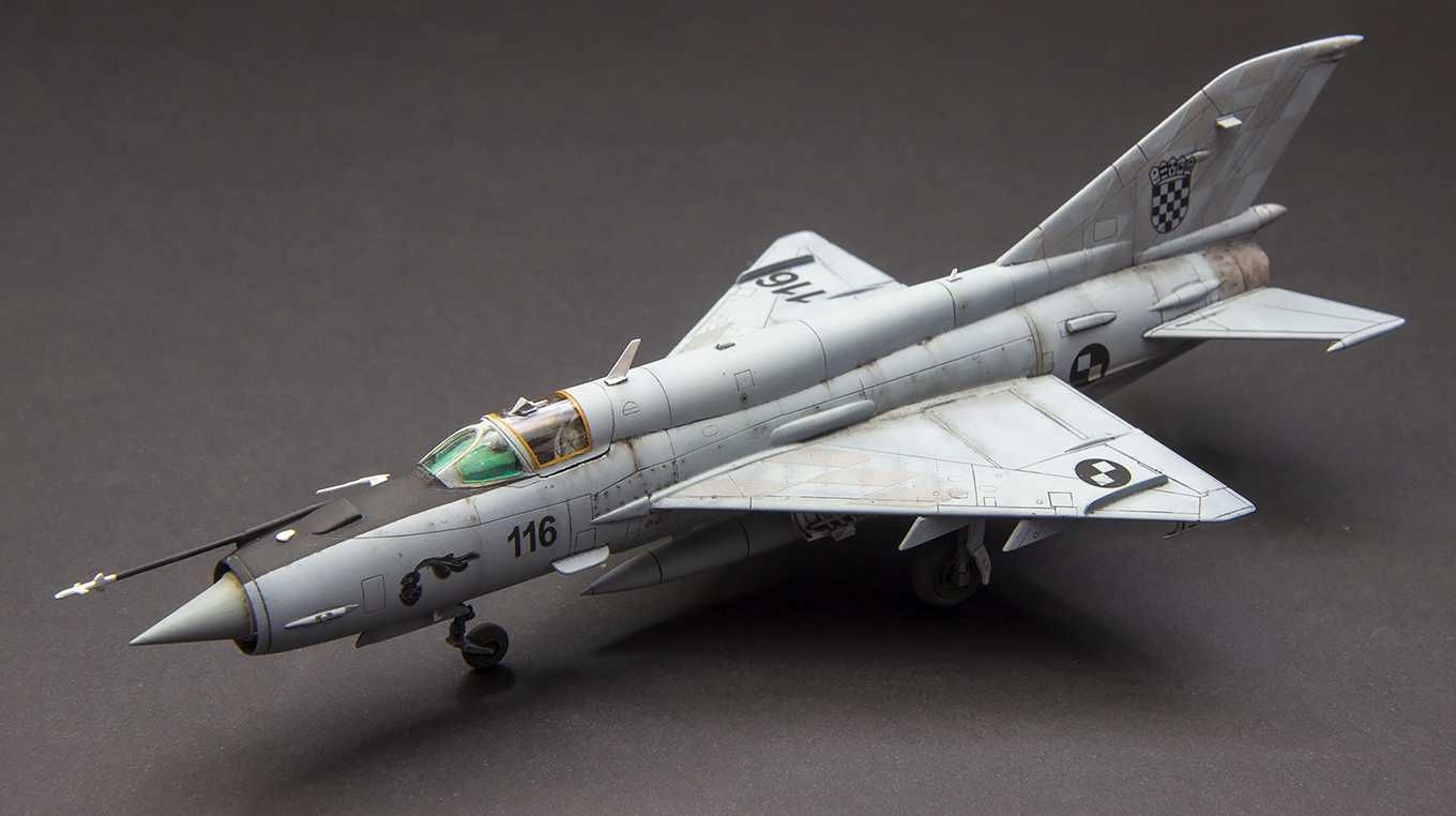 сборная модель самолета МиГ-21 МИР 1/72 СССР
