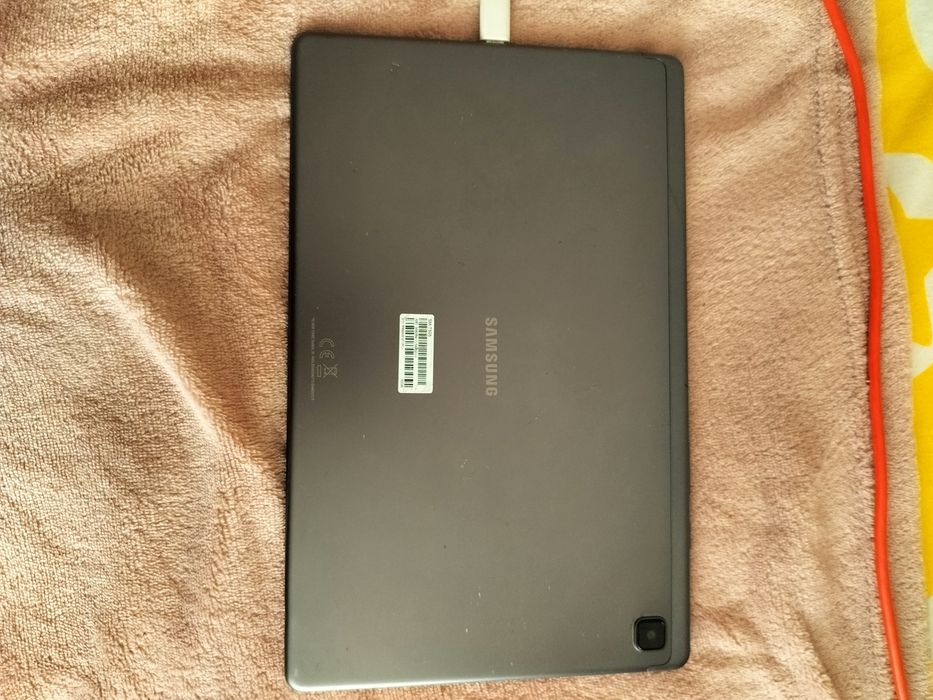 Vând tableta Samsung