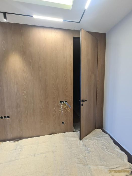 Установка межкомнатных дверей