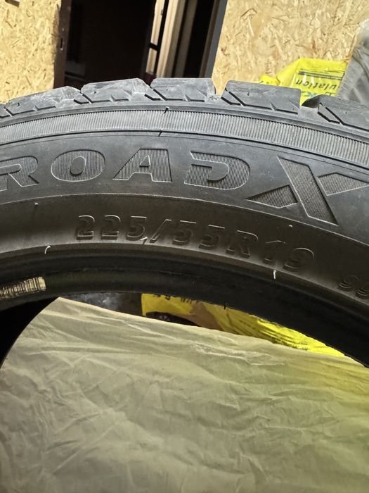 Зимняя резина RoadX 225/55/19