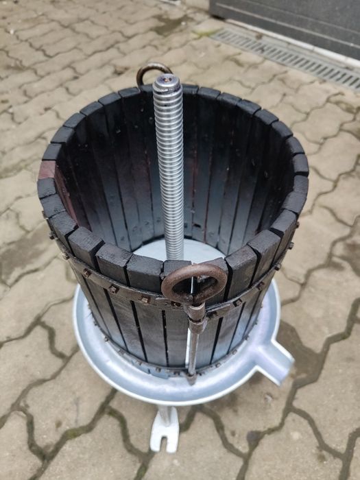 Vând Storcător Struguri stare foarte buna