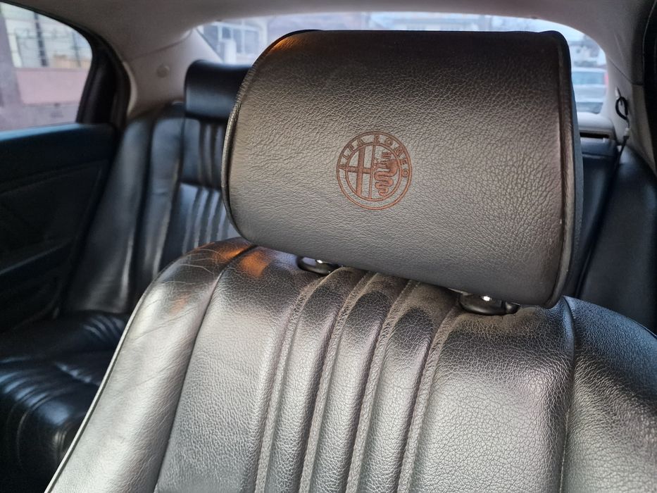 Alfa romeo 159 berlina culoare deosebita