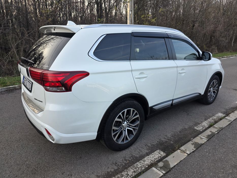 Mitsubishi outlander 2016 2.2 diesel