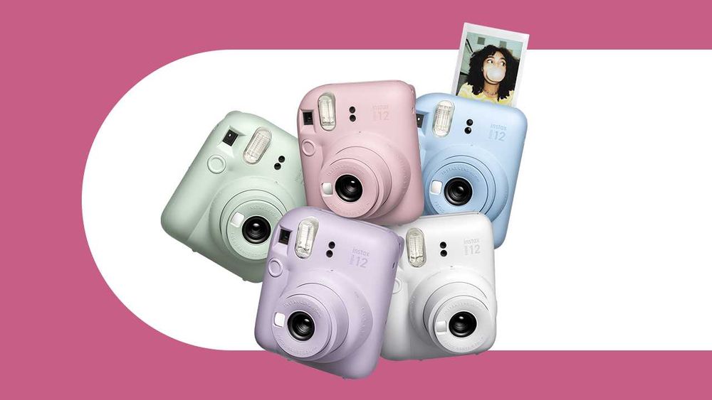 Фотоаппарат моментальной печати цветной Instax mini SЕ