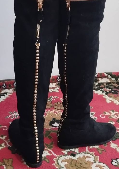 Сапожки Женские осенние весенние .