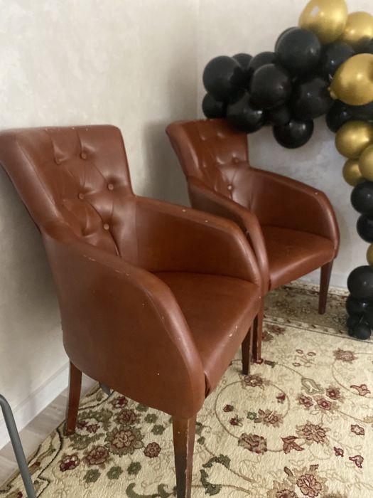 Декоративный стул