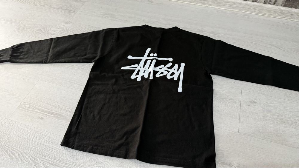 Стуси кофта и футболки