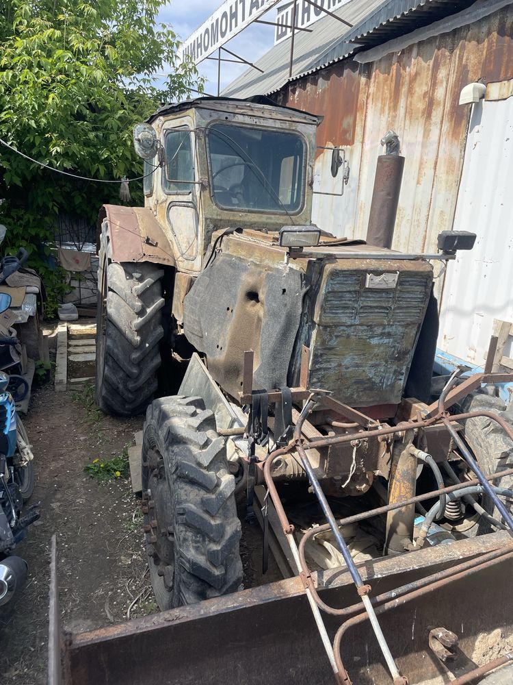 Продам два  трактора Т 40 и белорус