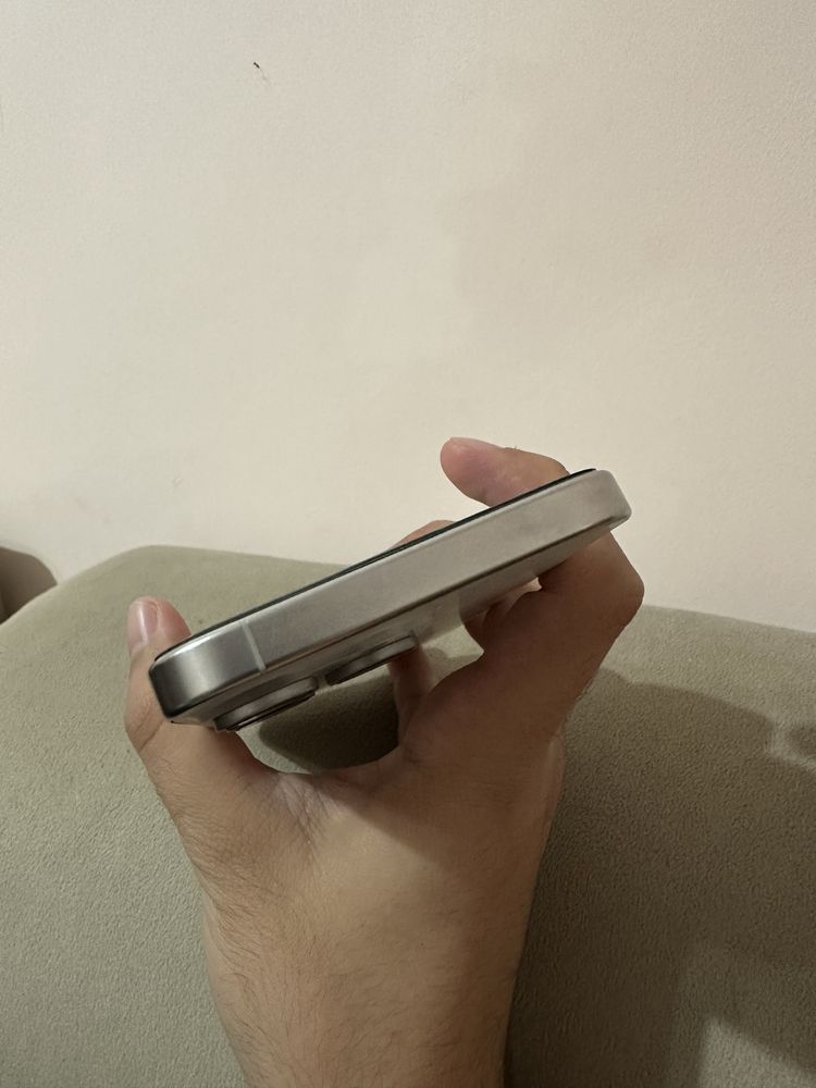 iPhone 15 Pro Max 256Gb White
