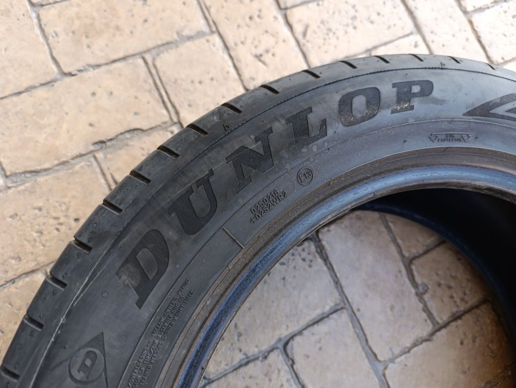 Летни гуми Dunlop 235/55/18 dot 2022