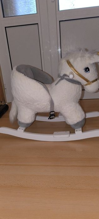 Люлеещо конче/еднорог