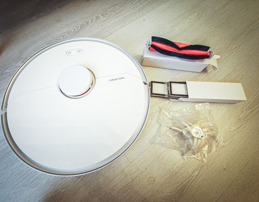 Vand Roborock S6 pure in stare perfecta de functionare.