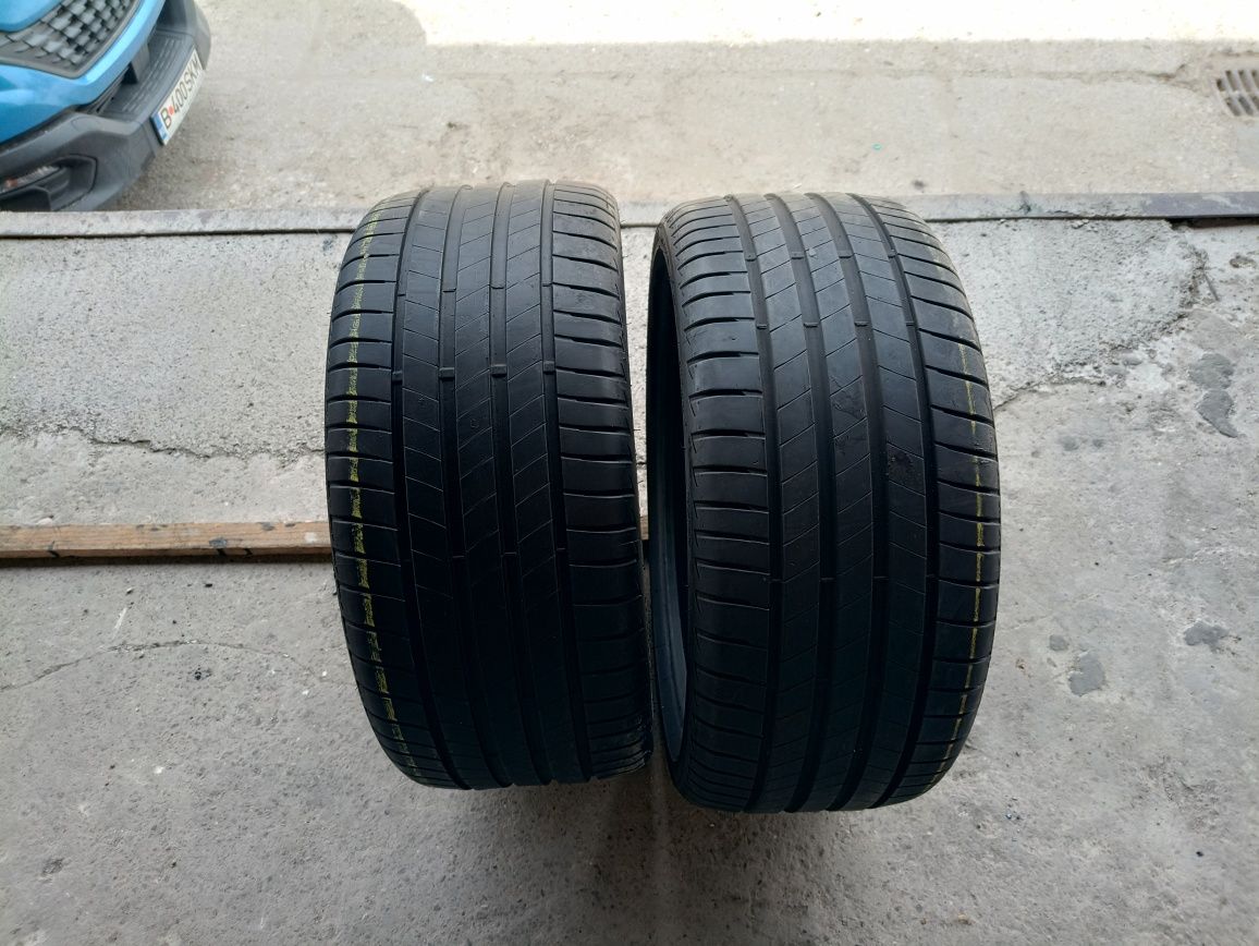 2 anvelope Bridgestone 255/35 R21 dot 1818