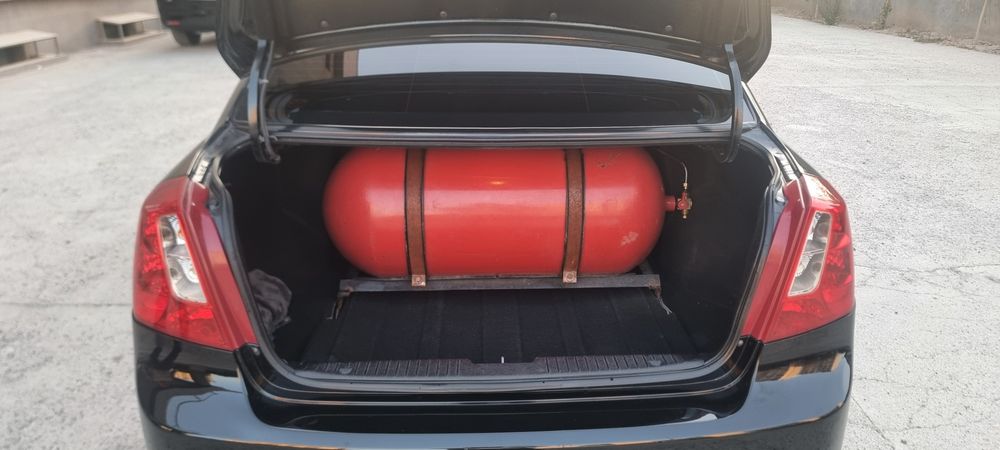 Lasetti 1.8 mator 2013 yil