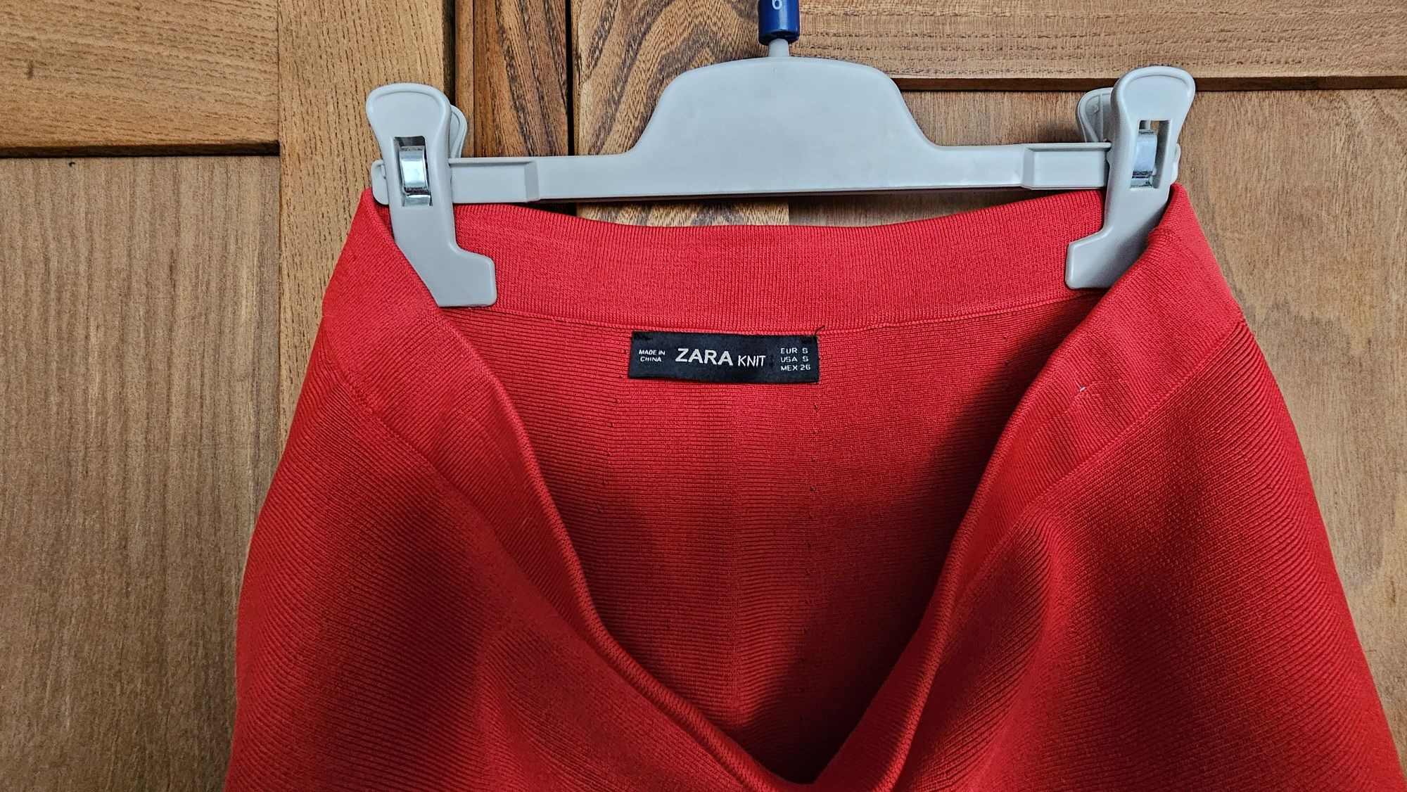 Къса пола Zara, размер S