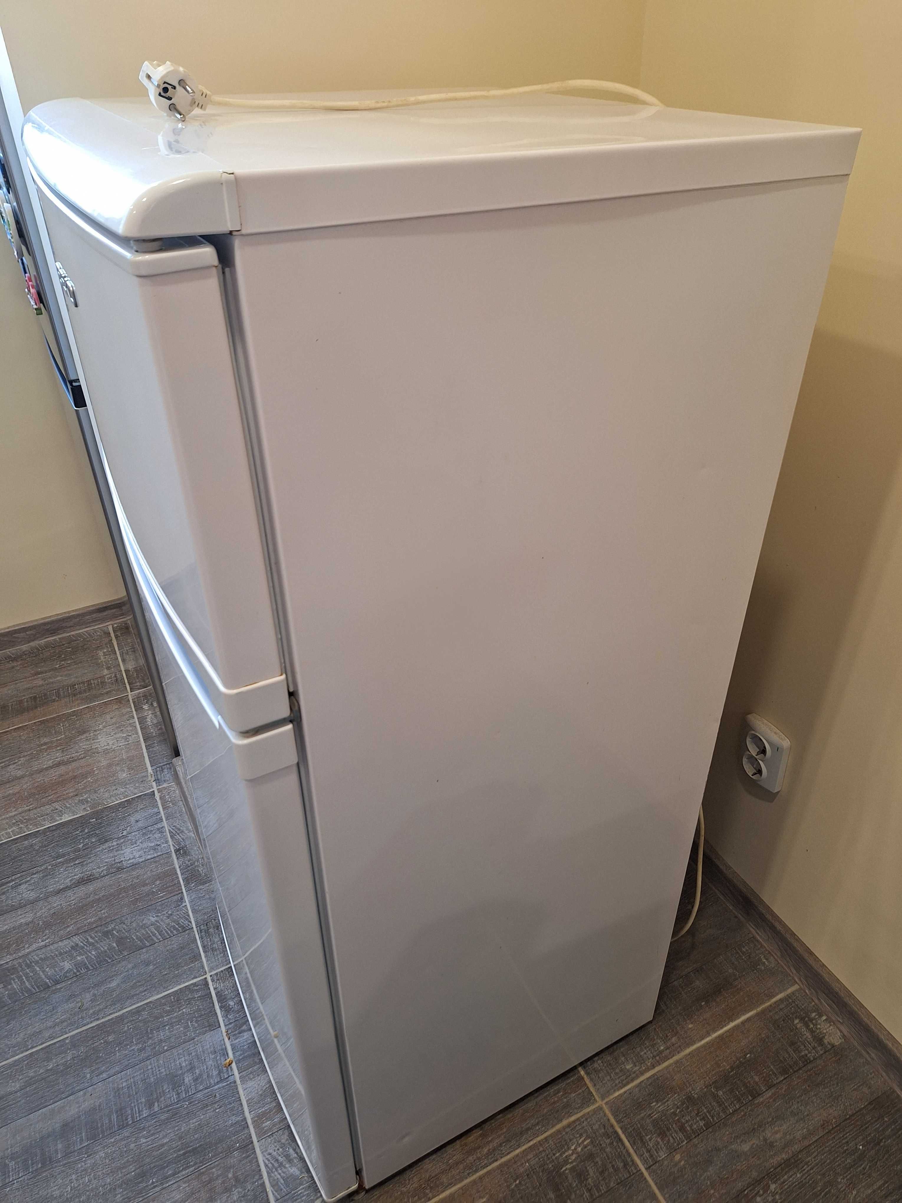 Хлафилник с фризер BEKO