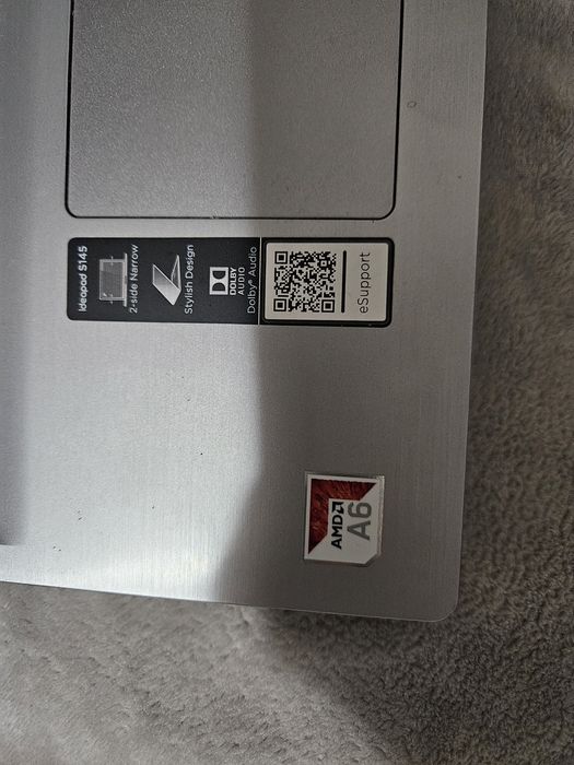 Vând laptop Lenovo l 81N3. Reducere pentru elevi.