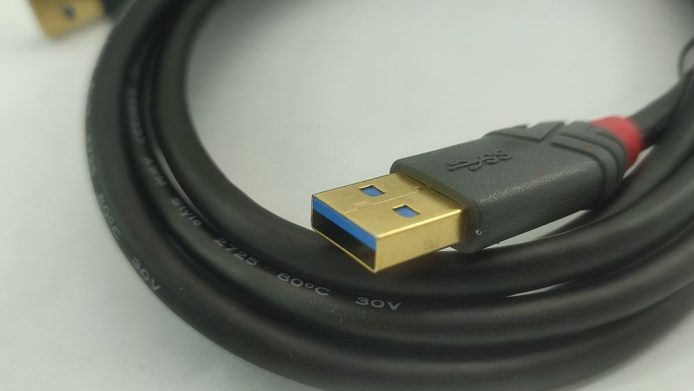 Cablu 2M USB USB profesional capete aurite