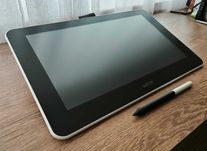 Графичен таблет Wacom One 13 pen display, 13.3" Full HD 1920 х 1080