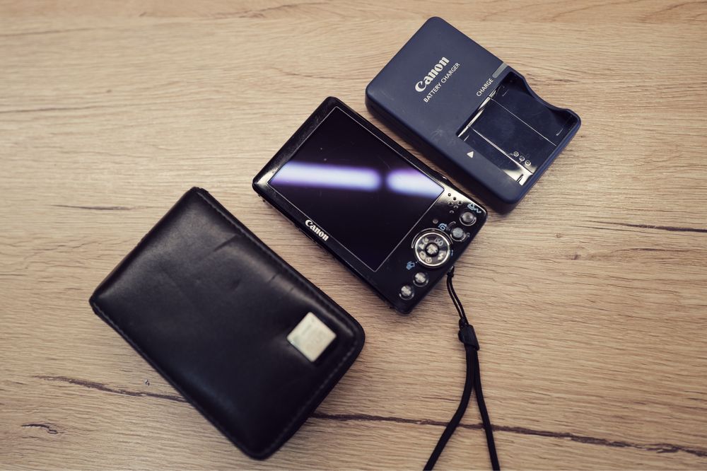 Aparat foto Canon Ixus 75 AiAf stare perfecta de functionare husa