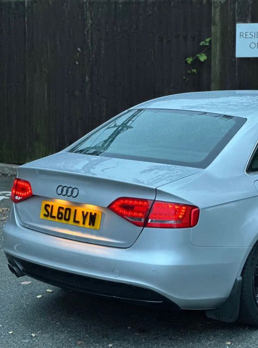 Stopuri spate Audi A4 B8