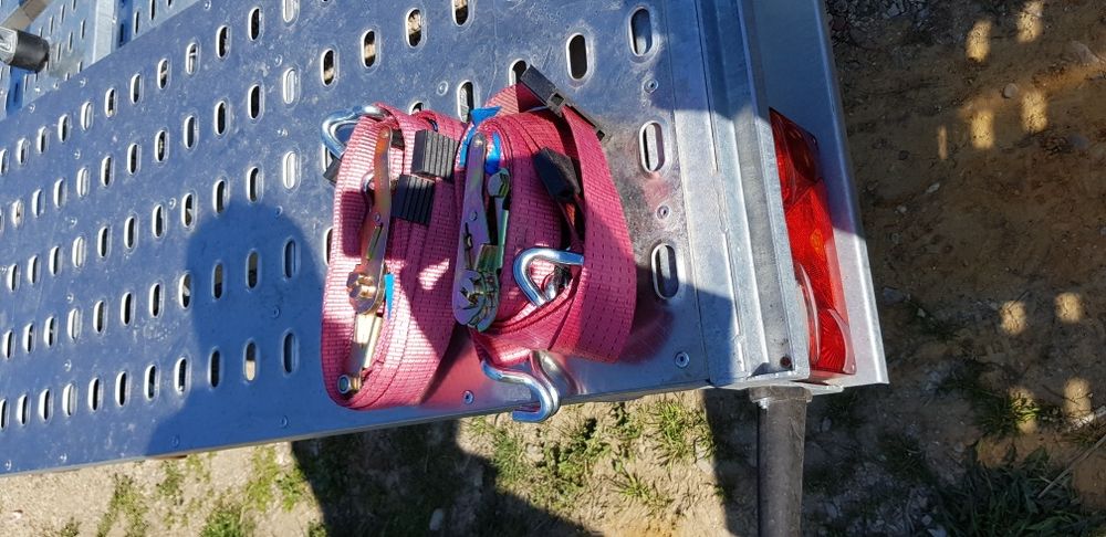 Inchiriez trailer/inchirieri remorci/ platforma/remorci non stop