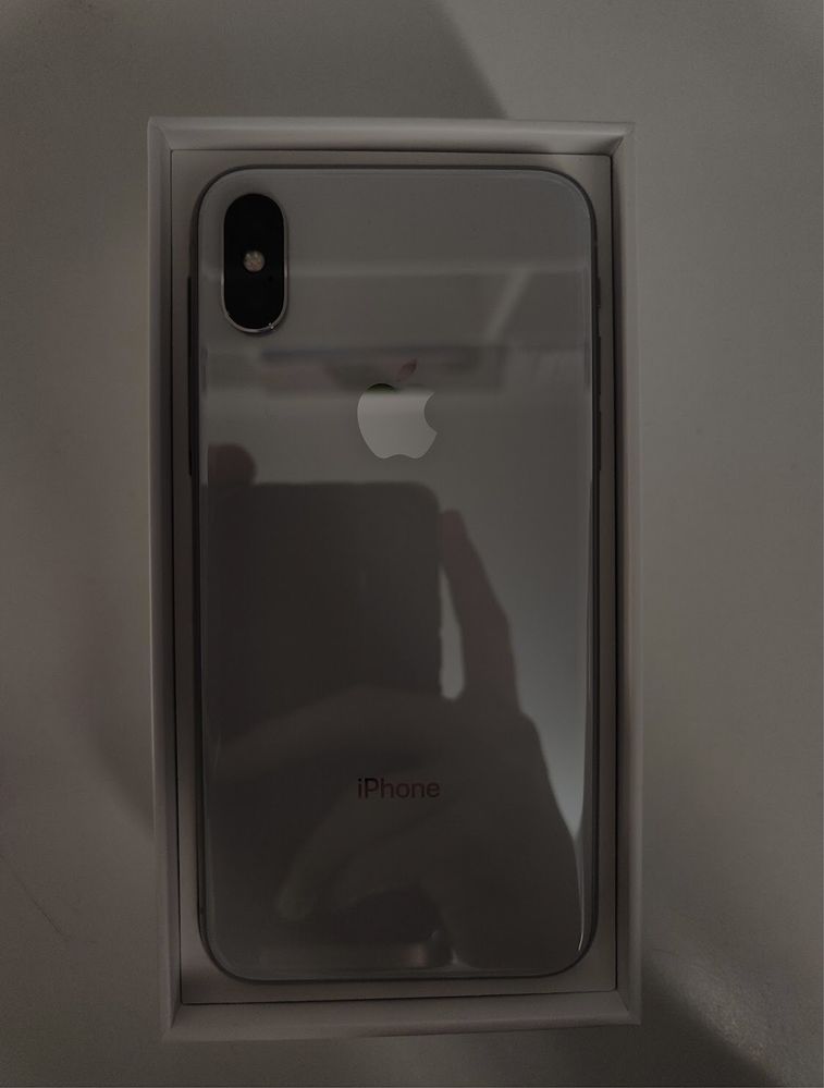 iPhone X в хорошем состоянии | Версия США
