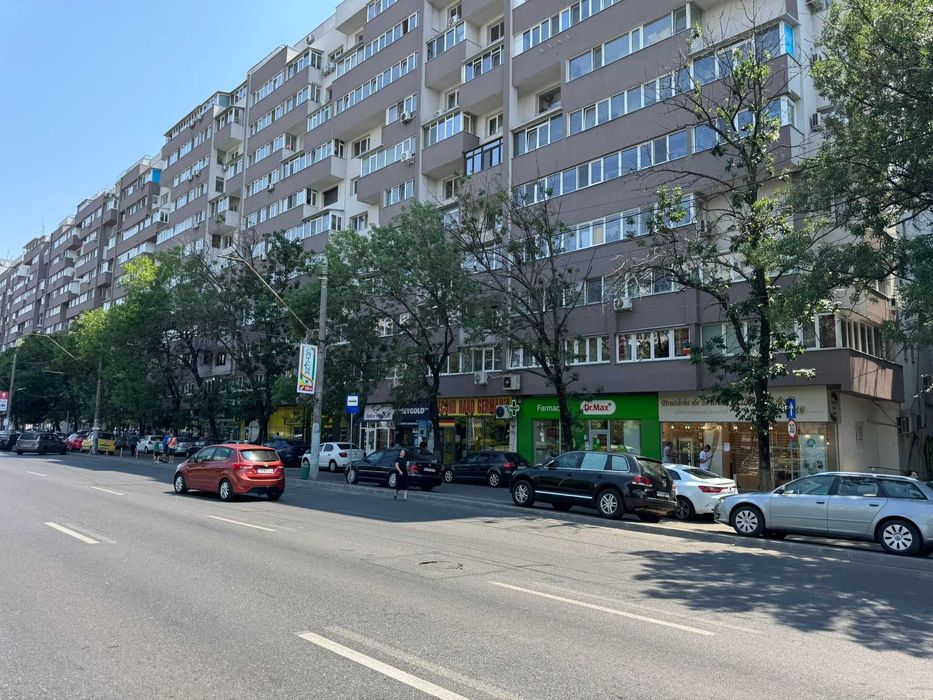 Vanzare spatiu comercial – 80 mp utili, chirias pe termen lung