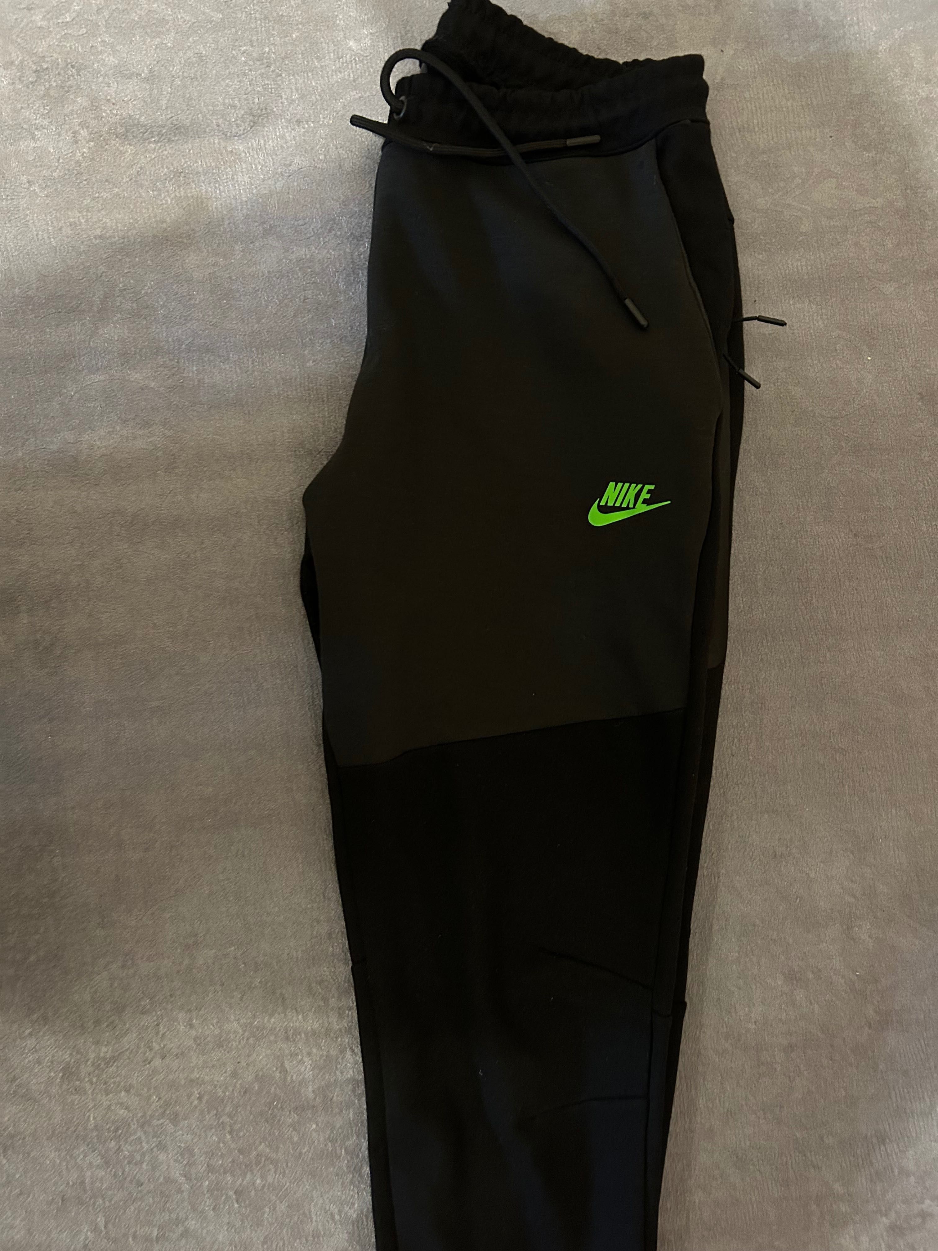 Nike tech fleece долнище