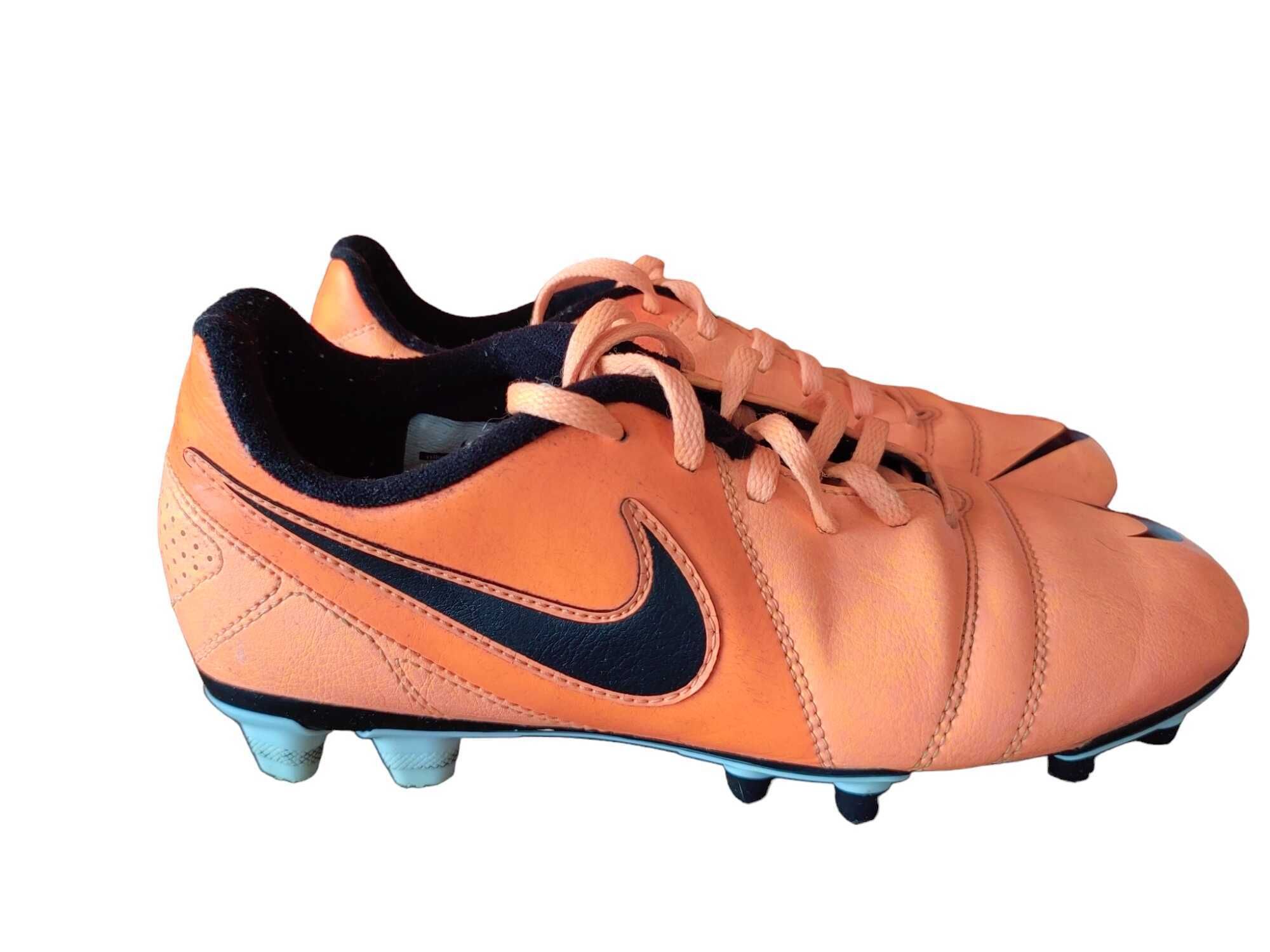 Детски футболни обувки Nike, Оранжеви, 24 см, 38.5