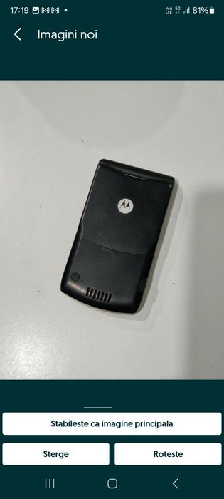 Telefon cu clapeta Motorola v3 cu încărcător