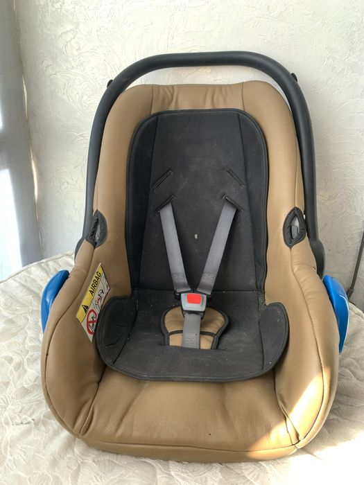 Продам автокресло