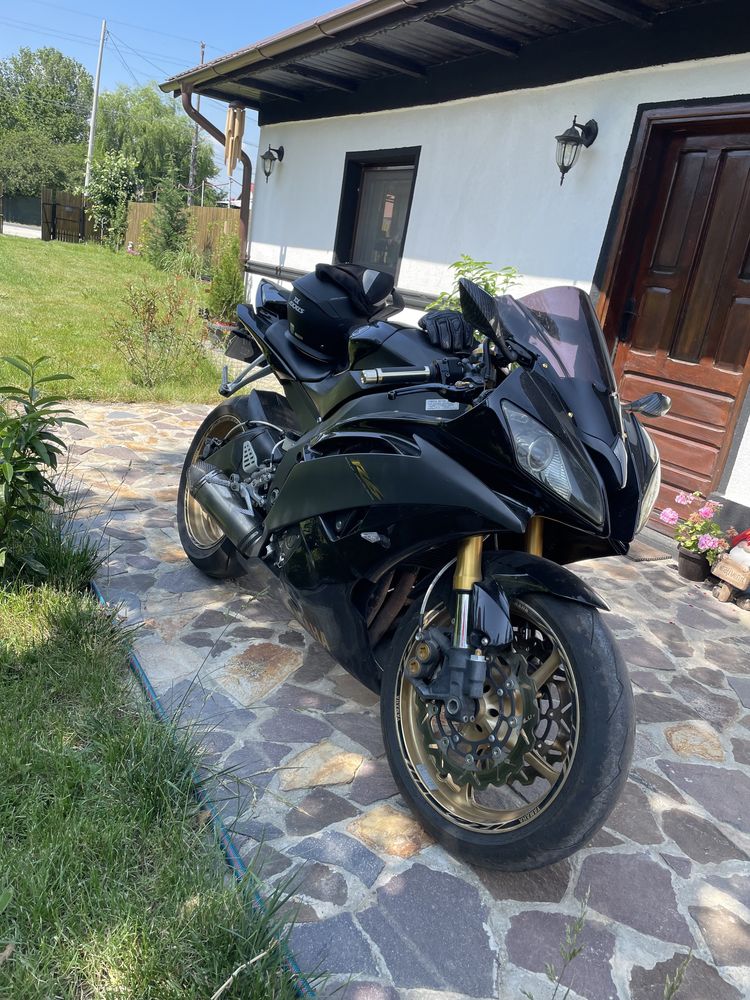 Motocicleta Yamaha R6