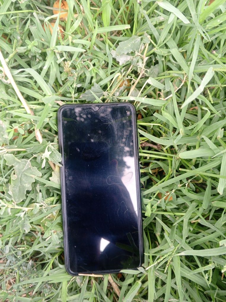 Redmi 9 A sotiladi 400