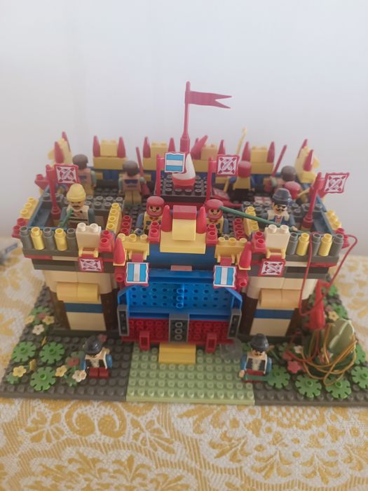 LEGO конструктор замък с войници