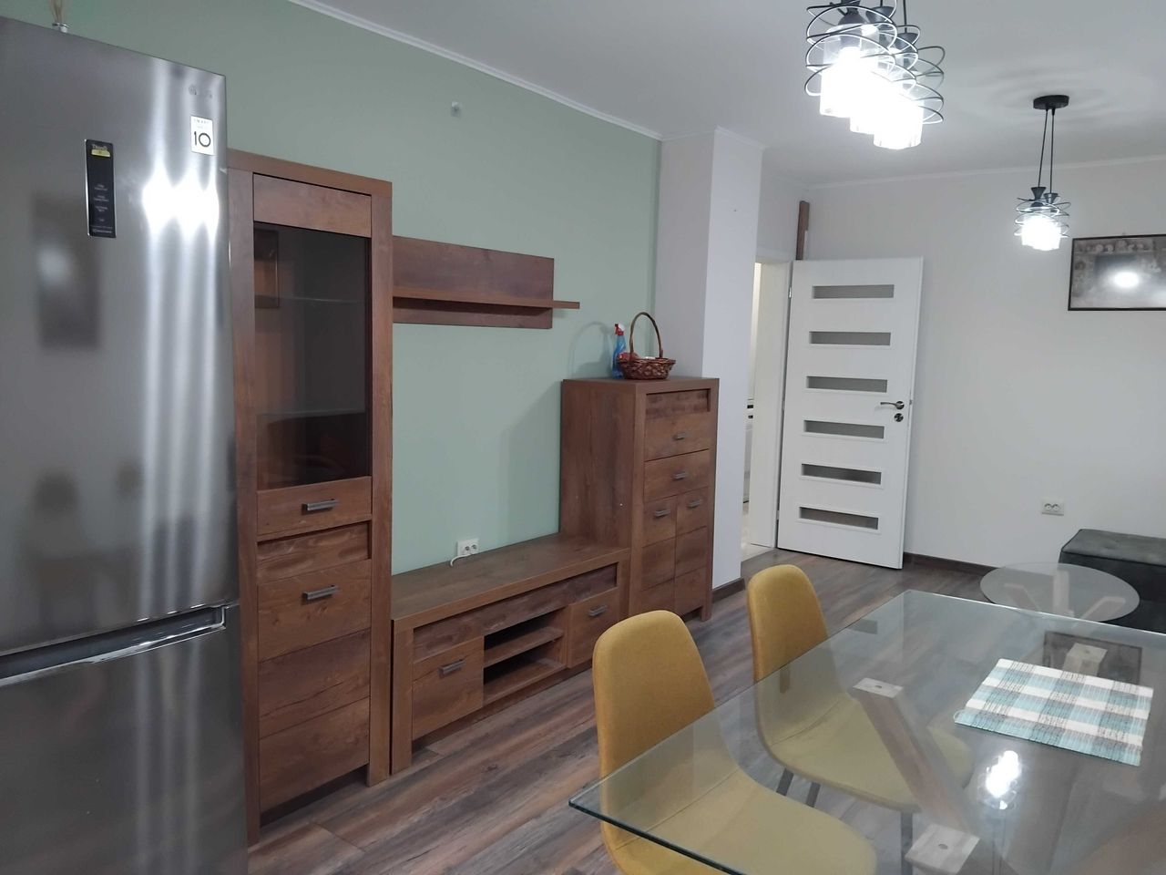 Продава се Двустаен апартамент в Русе, Център - 62 кв.м за 2178 €/кв.м - Снимка #7