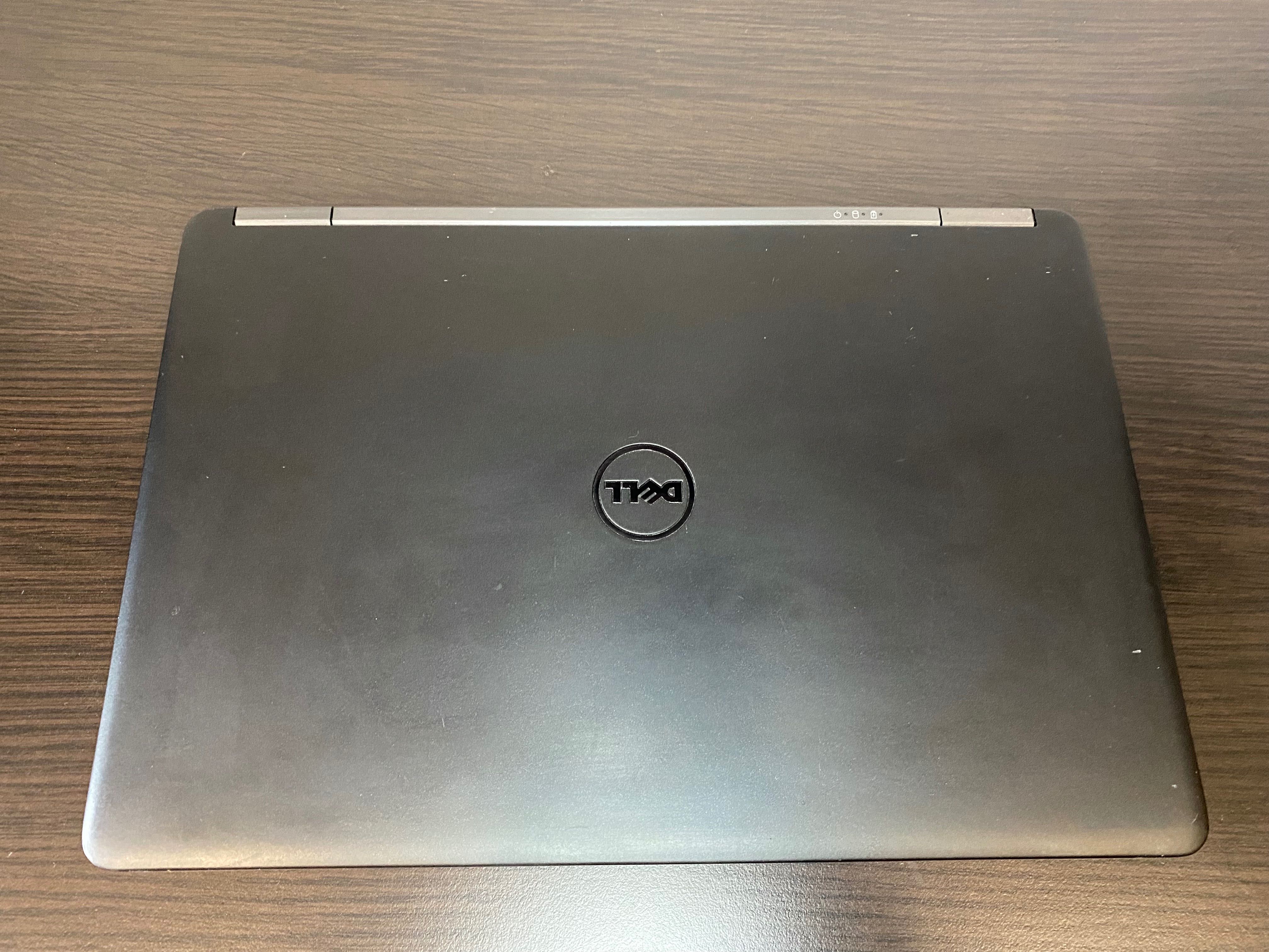 *ОТЛИЧЕН* Dell Latitude E7250 Intel i5  8GB 256GB SSD Windows 10 Pro