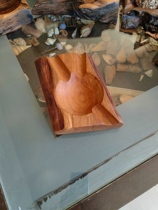 Пепелник за пури