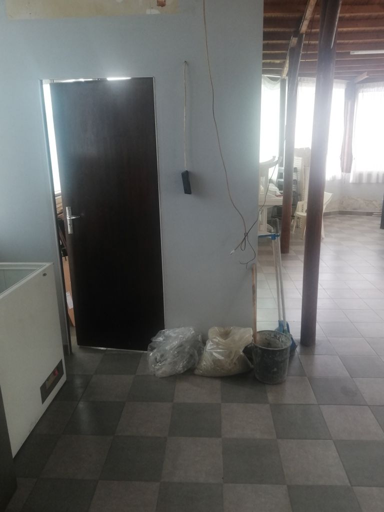 Дава се под наем Магазин в с. Драгиново, Област Пазарджик - 50 кв.м за 25.5 € - Снимка #3