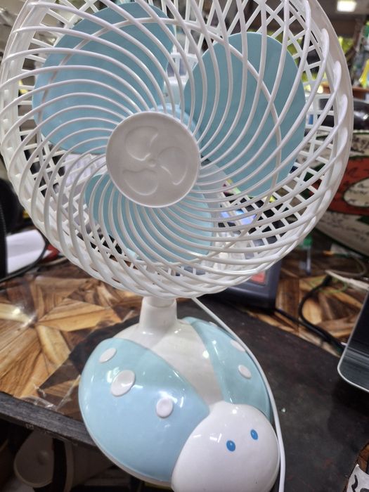 Ventilator de birou